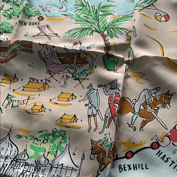 Burberry silk scarf - Picture 6 of 7